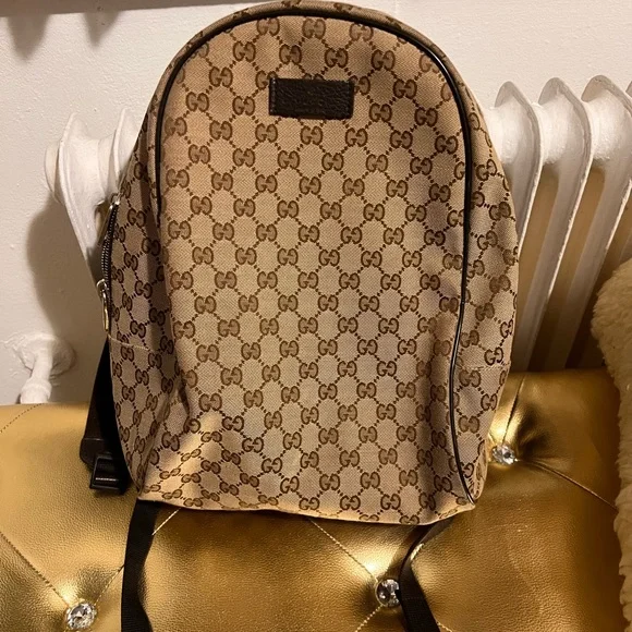 Gucci backpack poshmark clearance